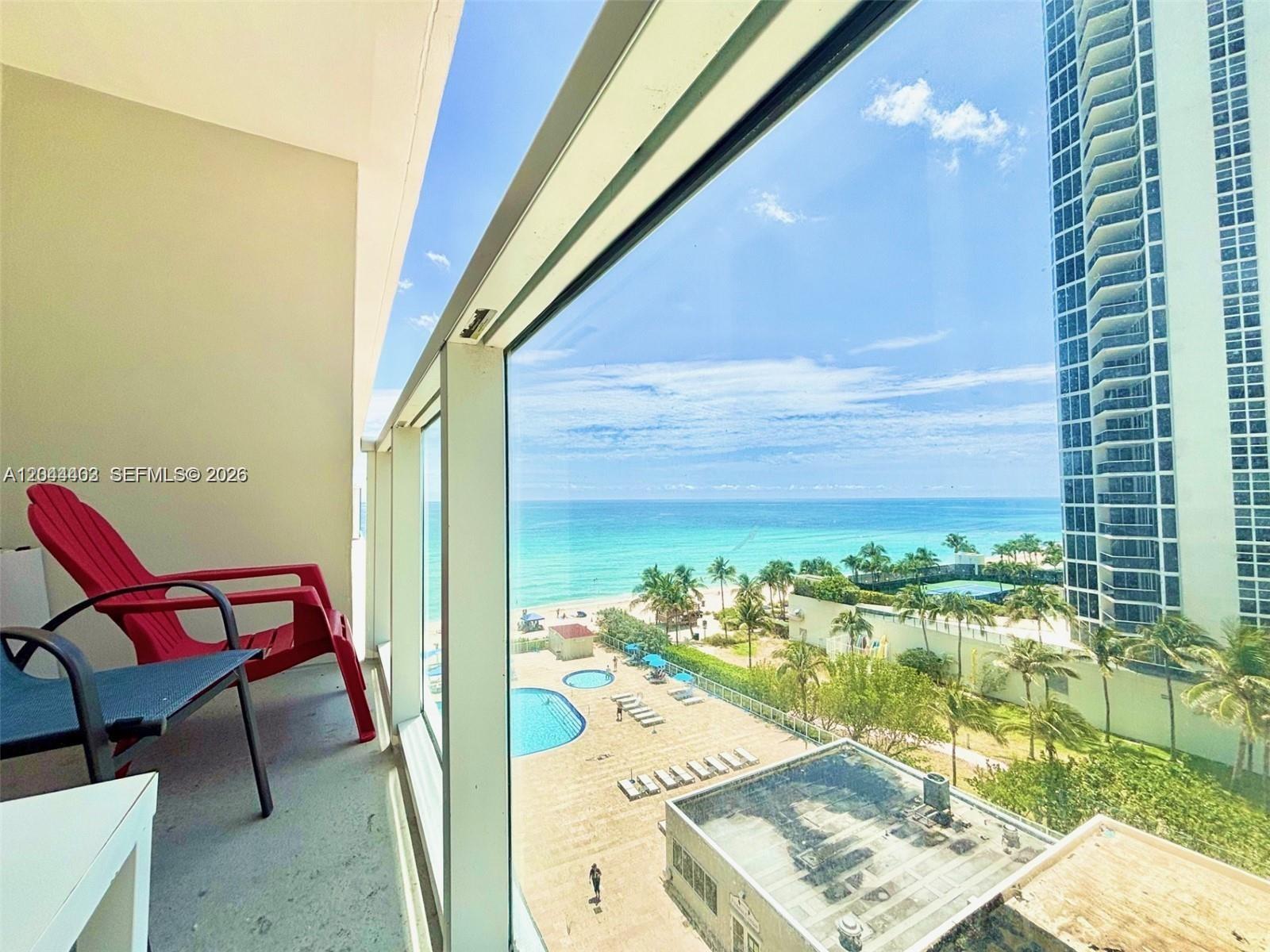 19201 Collins Avenue 606 Property Photo 5