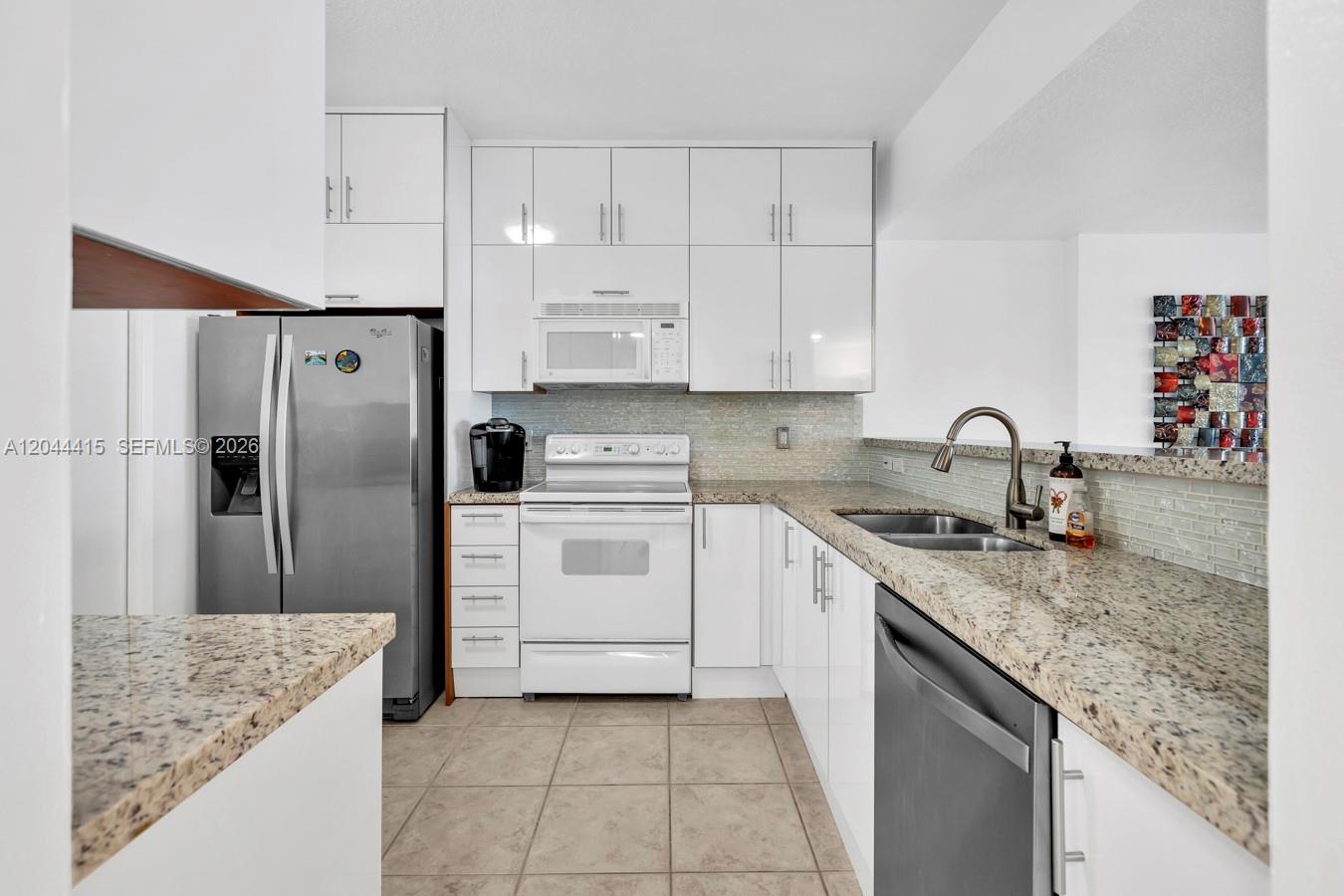 18100 N Bay Road 304 Property Photo 6