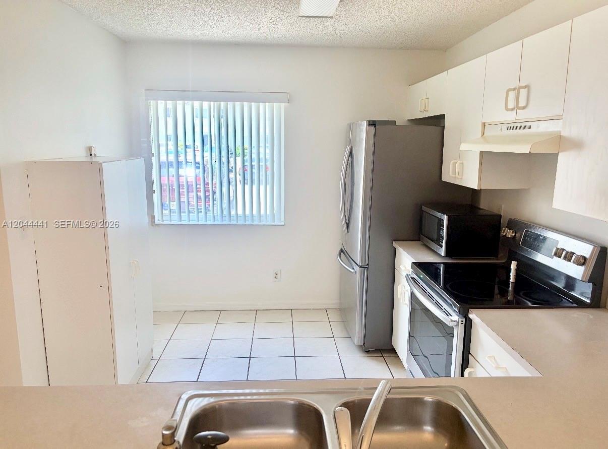829 Nw 208th Way Property Photo 13