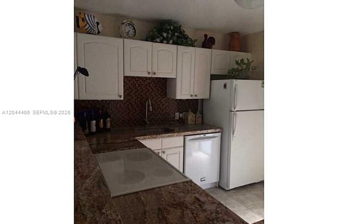 A12044466 Property Photo 2