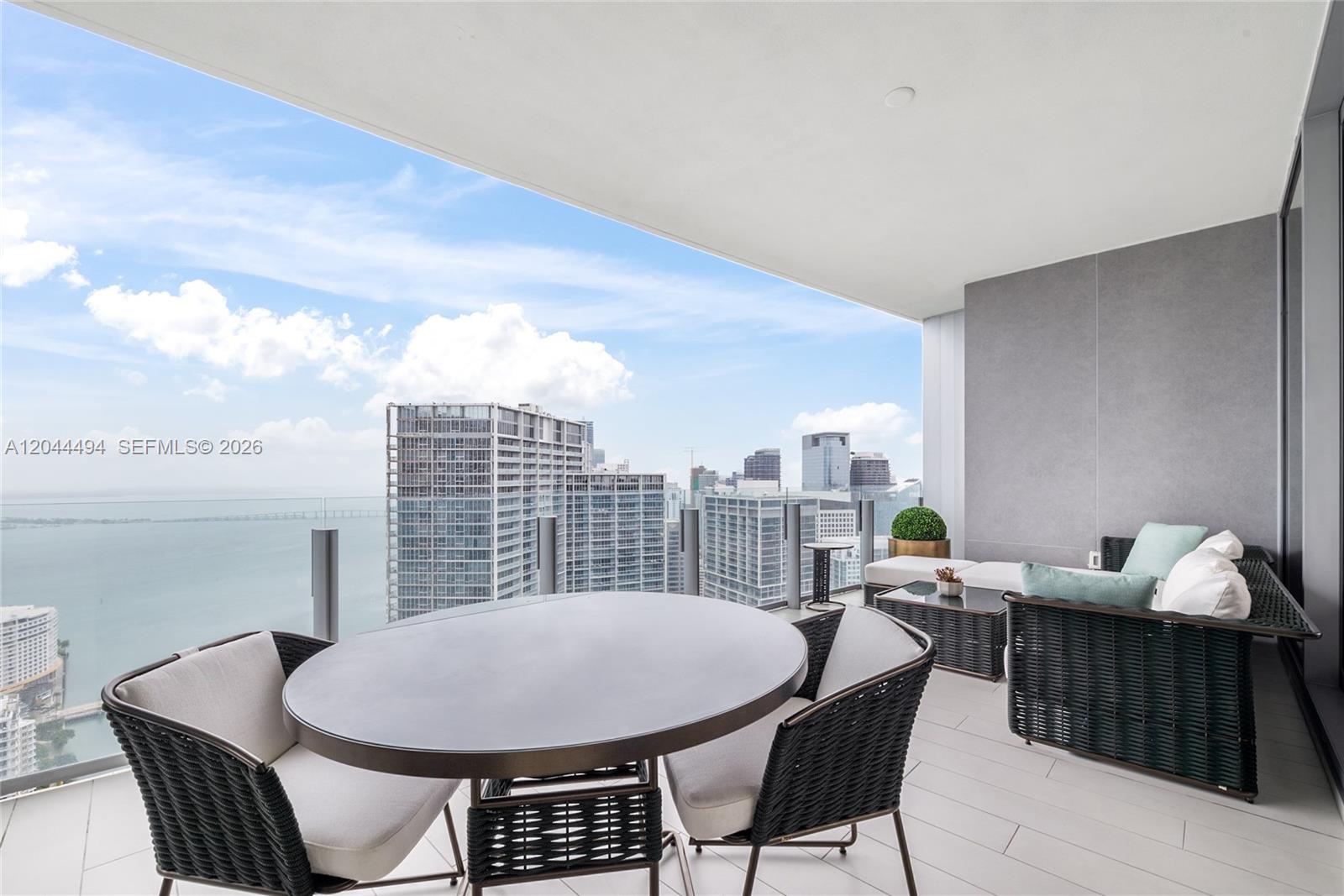 300 Biscayne Blvd Way 5104 Property Photo 4