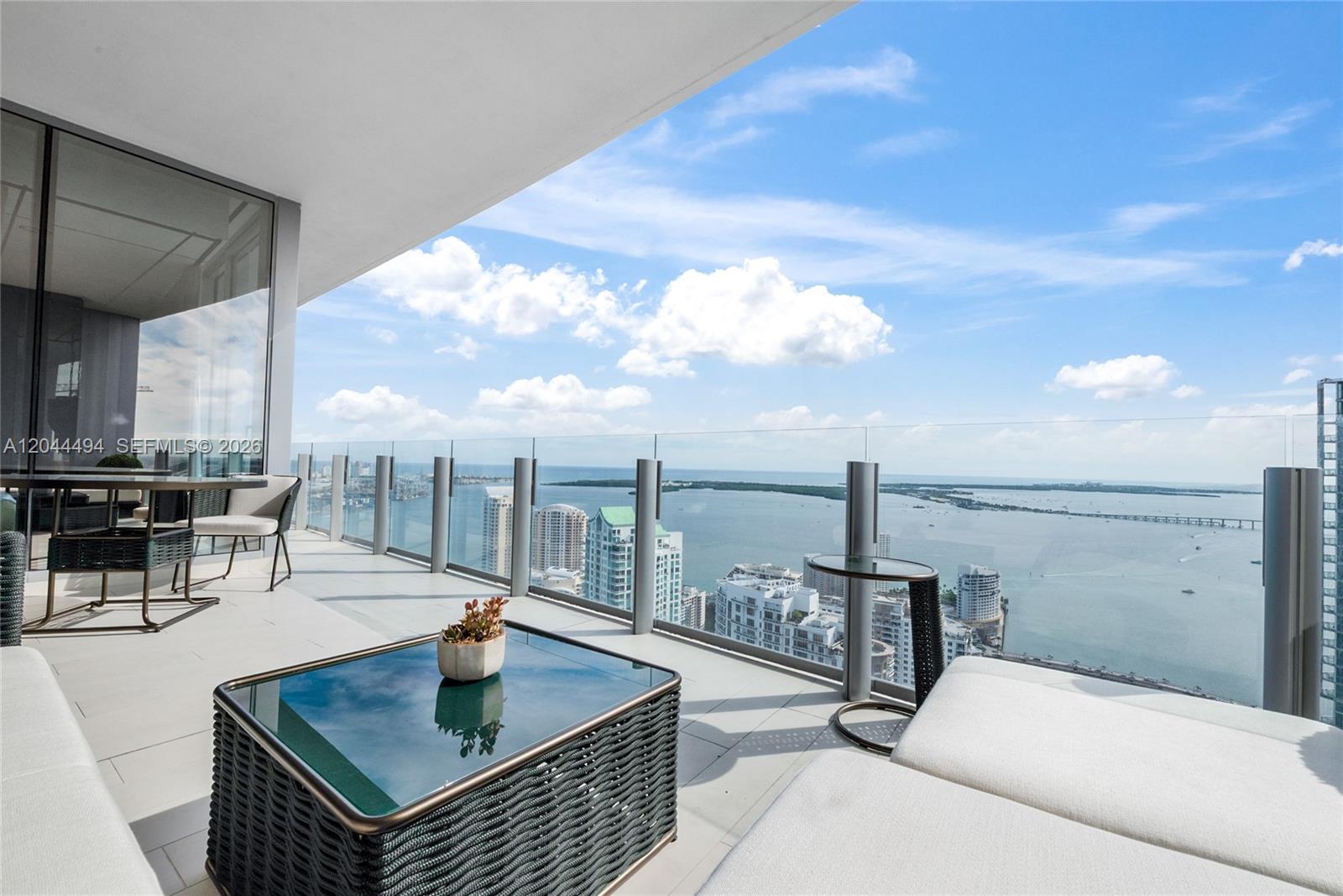 300 Biscayne Blvd Way 5104 Property Photo 8