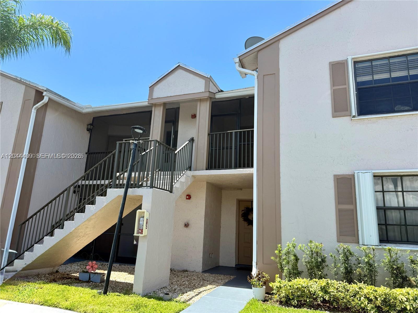 1044 S Independence Drive 1044i Property Photo 11