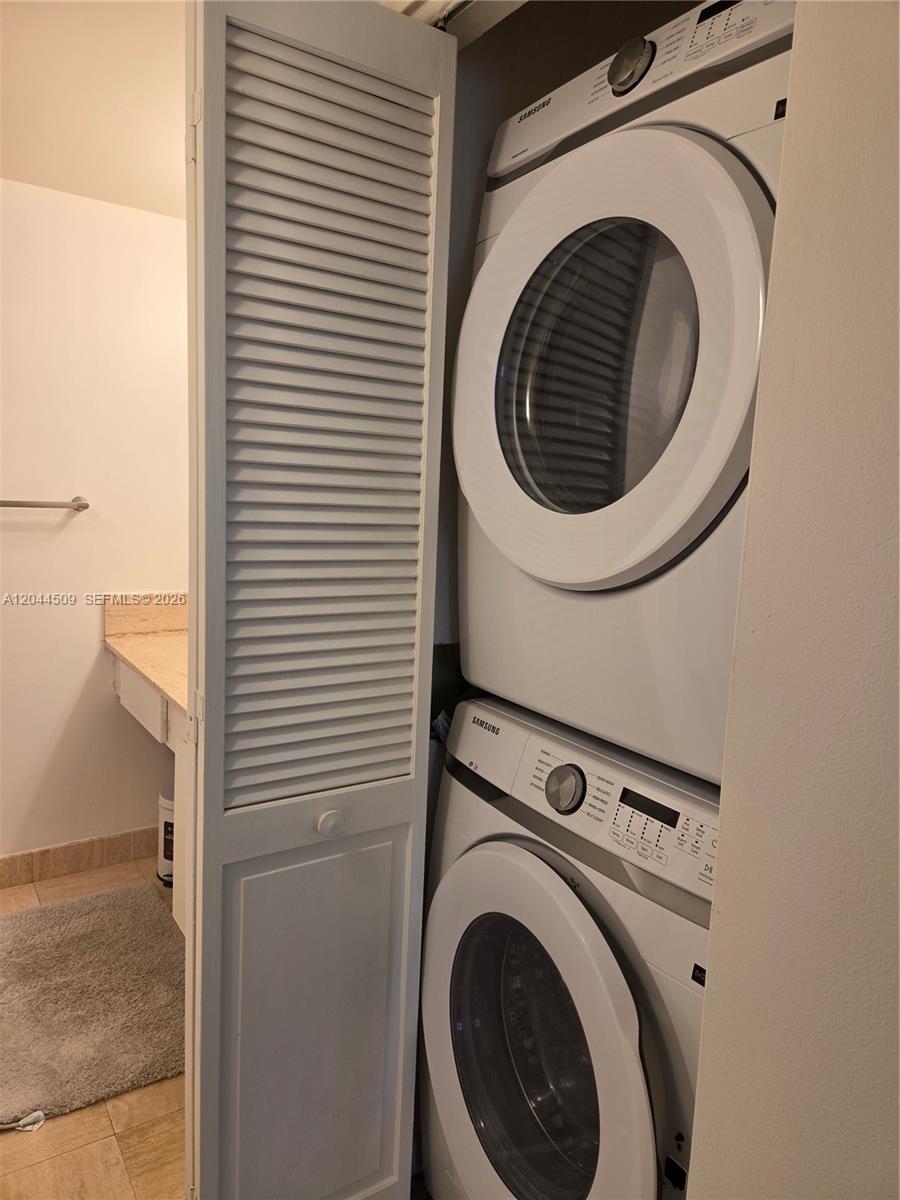 A12044509 Property Photo 8