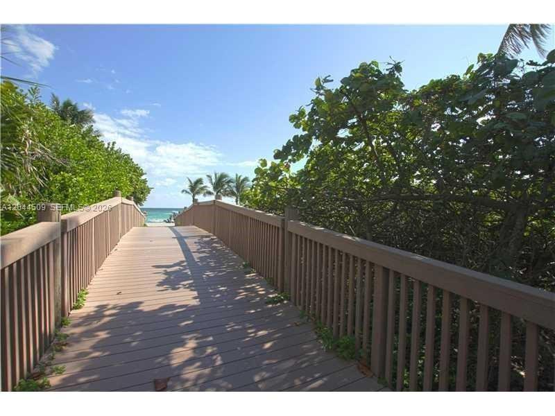 A12044509 Property Photo 22