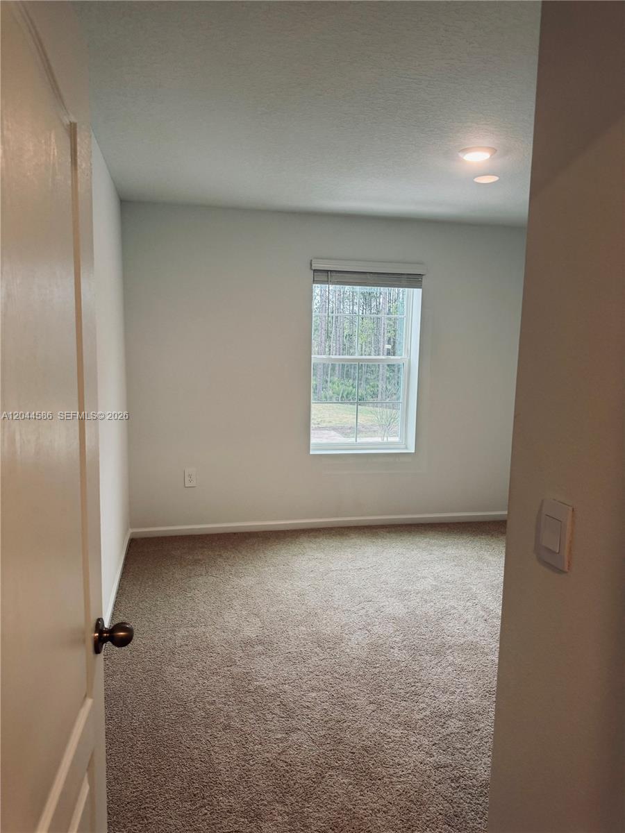 25 Redbud Road Property Photo 8