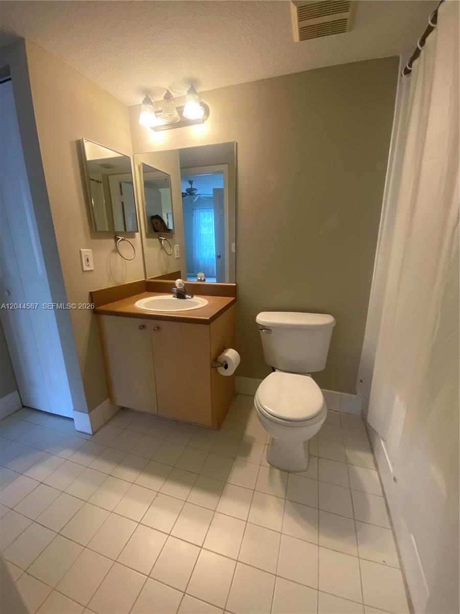4081 San Marino Boulevard 303 Property Photo 10