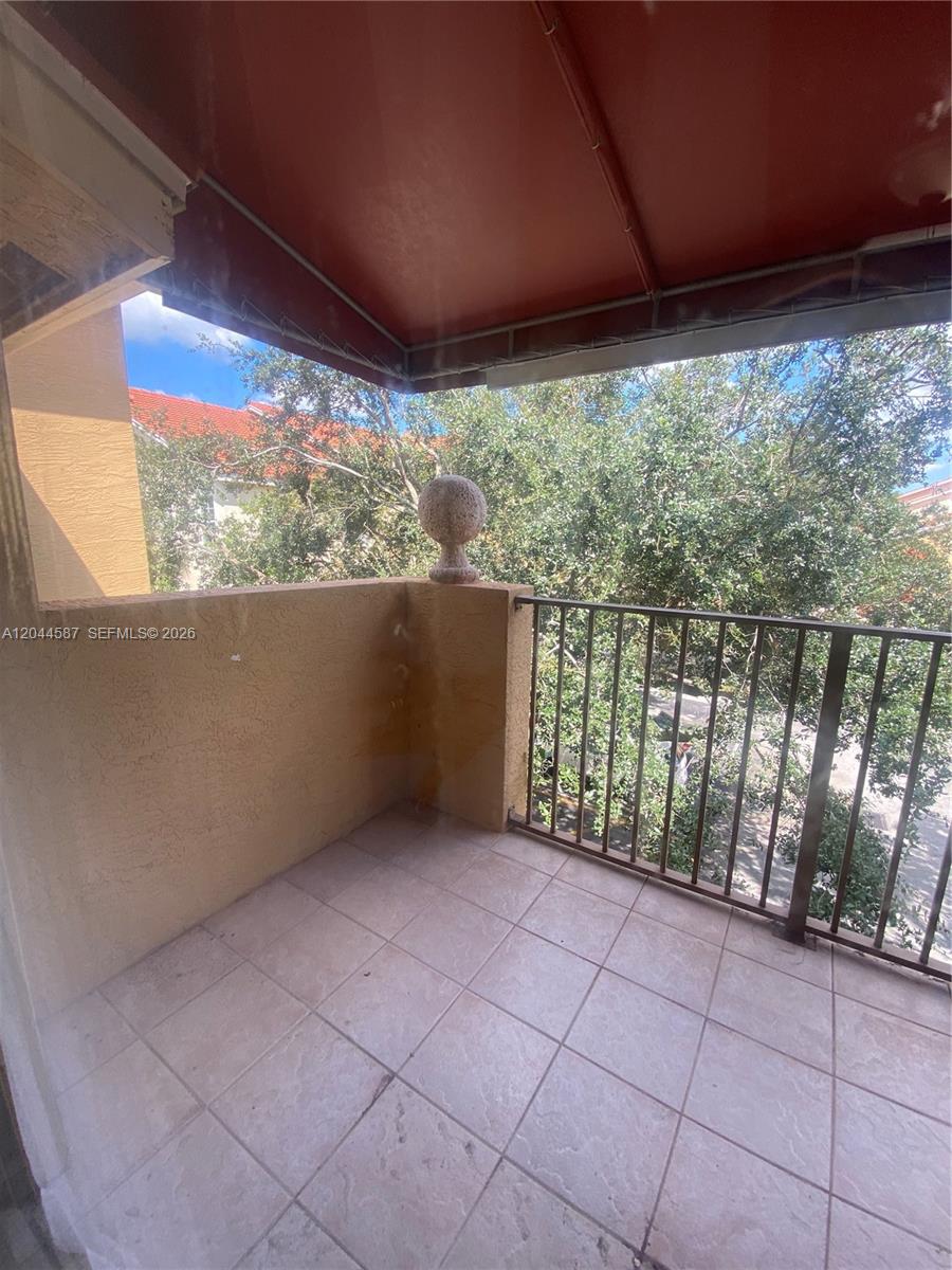 4081 San Marino Boulevard 303 Property Photo 11