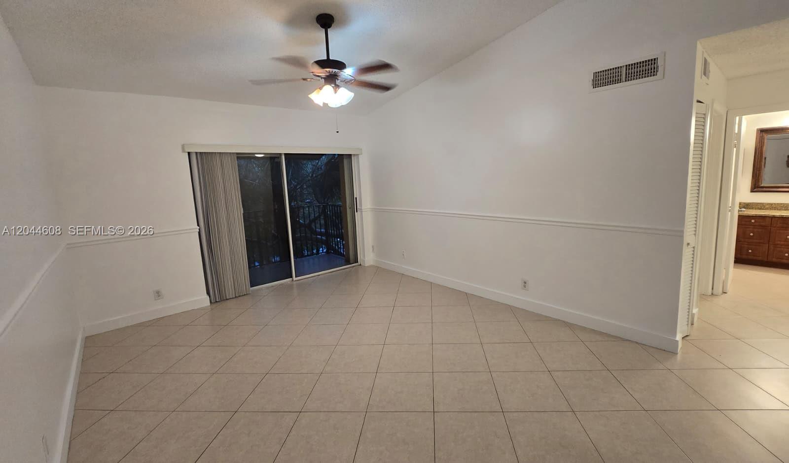 10741 Cleary Boulevard 306 Property Photo 11