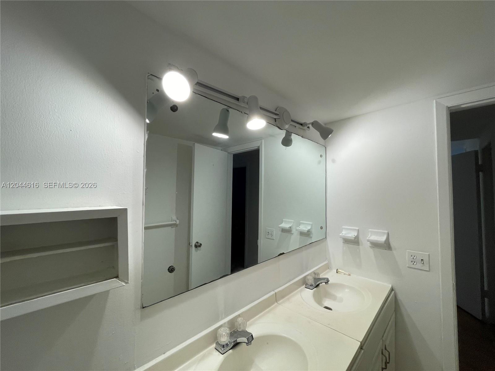 7841 Dunham Boulevard 6 Property Photo 8