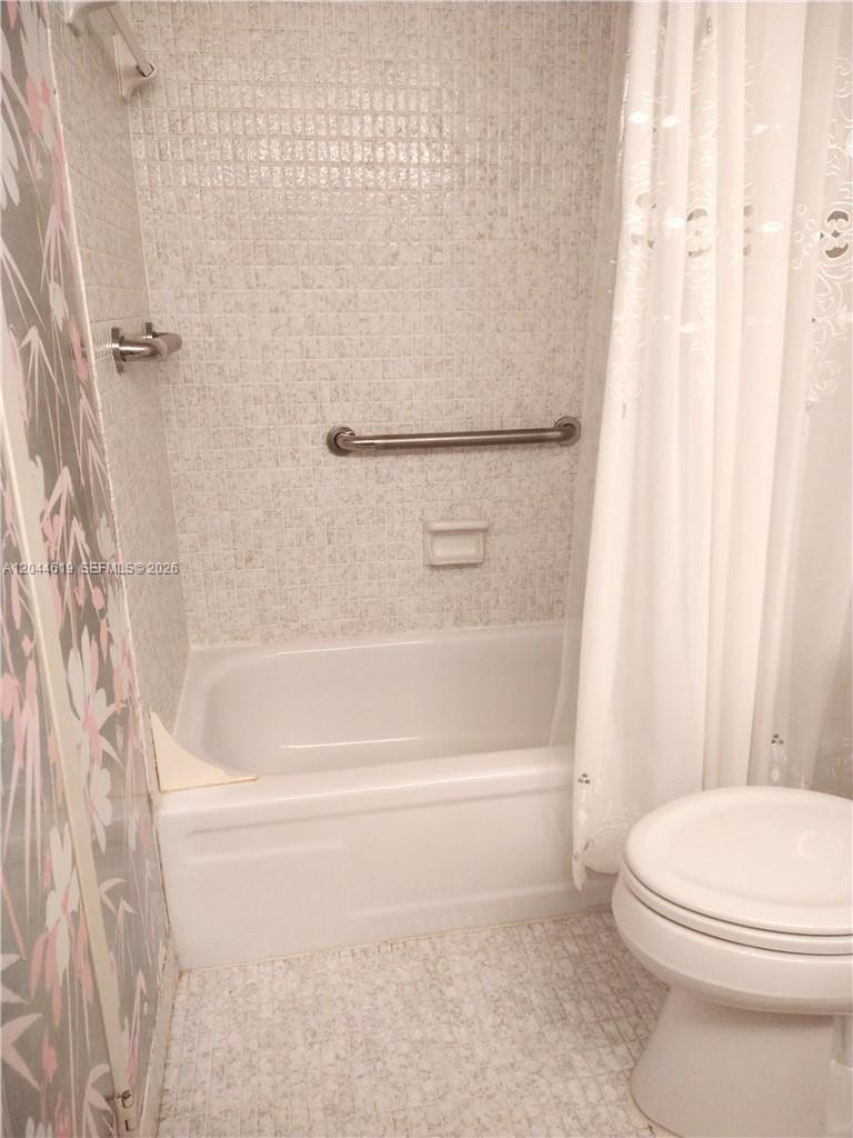 601 Three Islands Boulevard 517 Property Photo 25