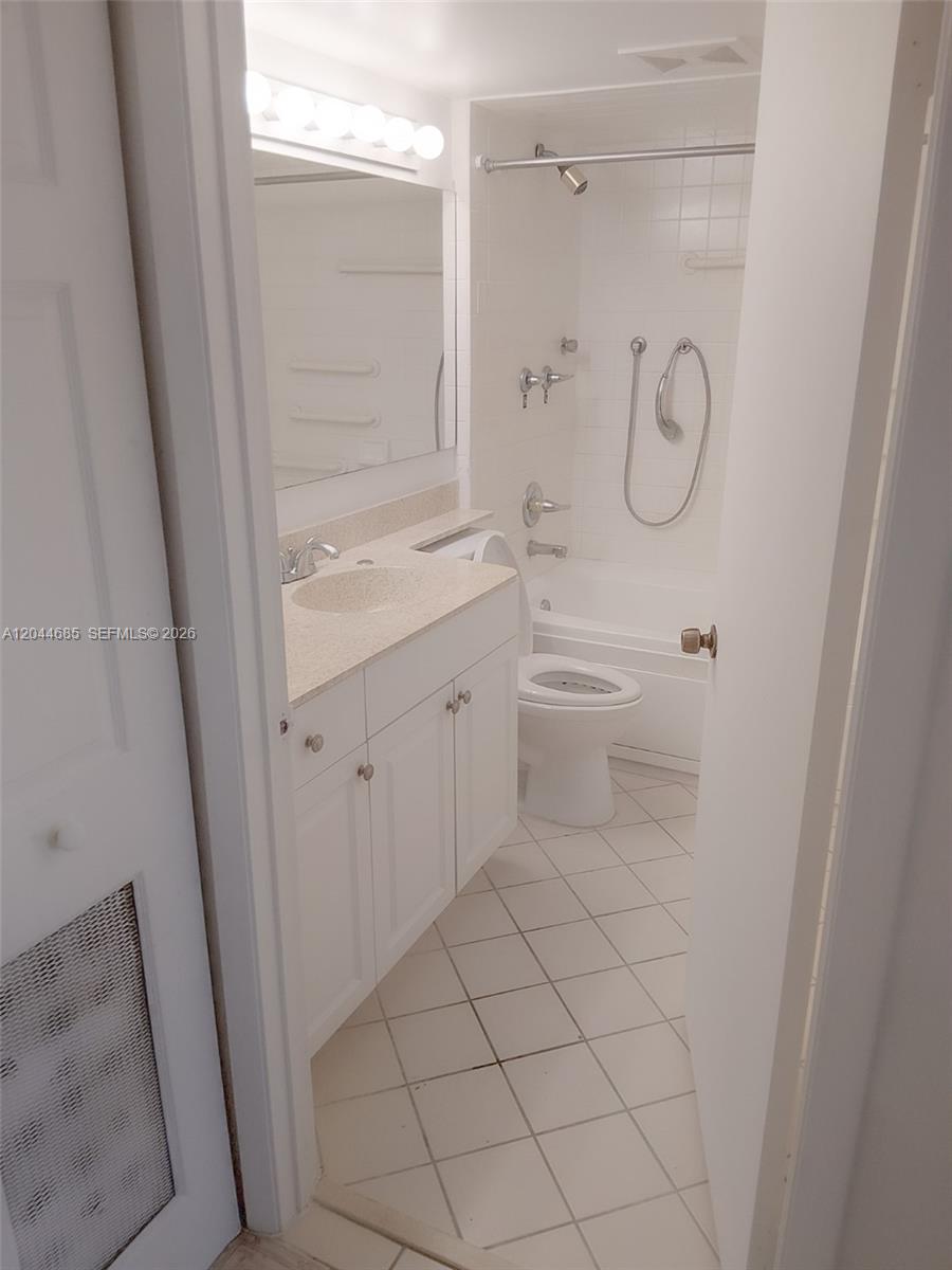 2621 Village Boulevard 102 Property Photo 12