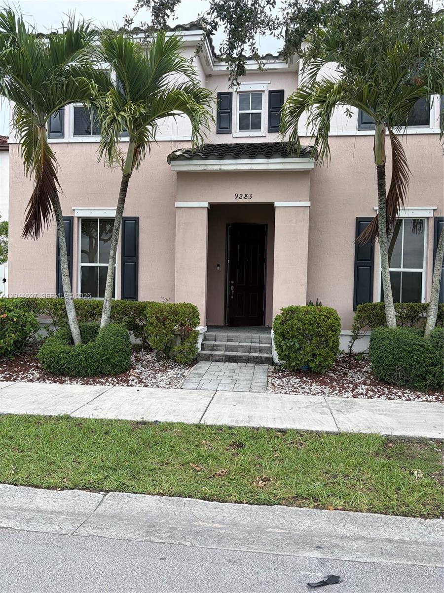 9283 Sw 172nd Avenue Property Photo 1