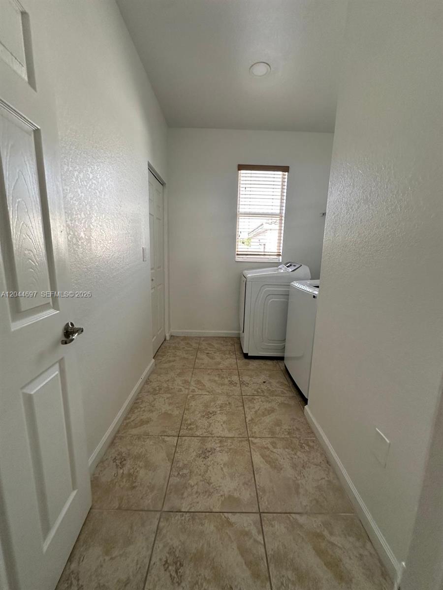 9283 Sw 172nd Avenue Property Photo 10