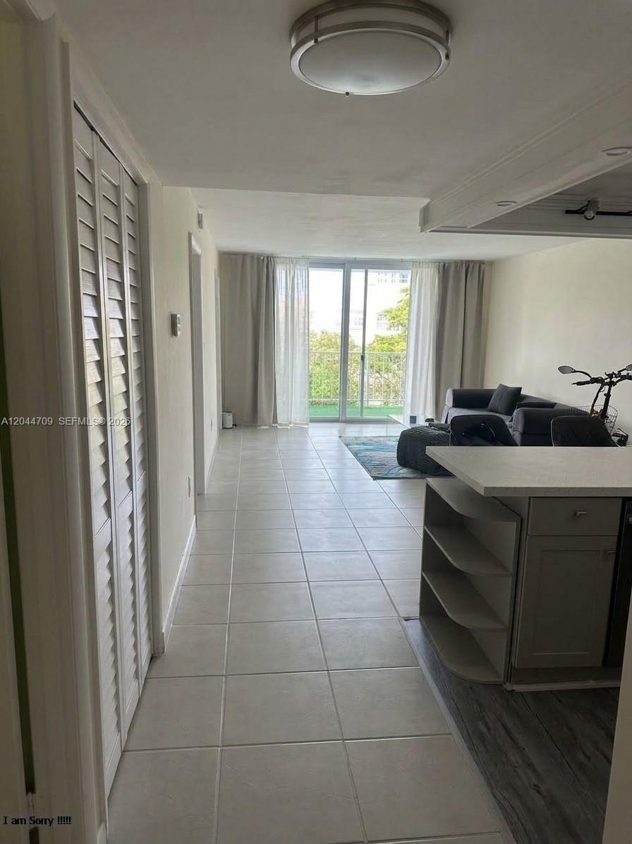 6900 Bay Drive 3h Property Photo 4