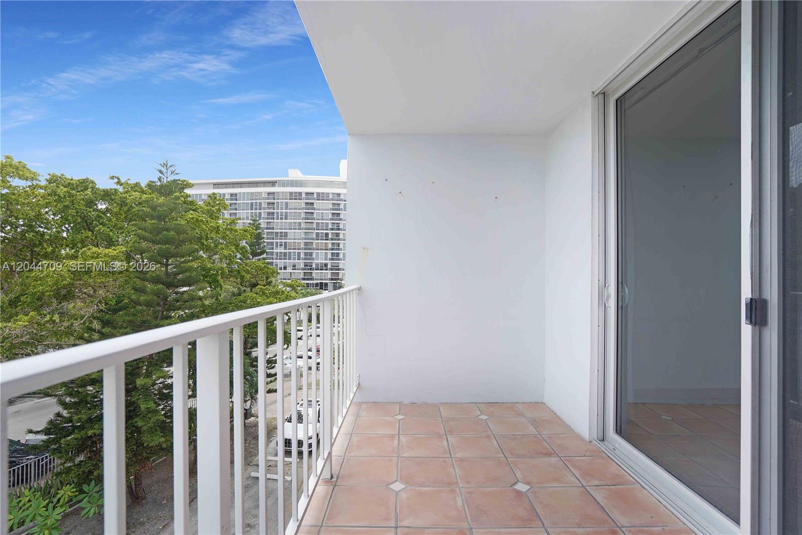 6900 Bay Drive 3h Property Photo 29
