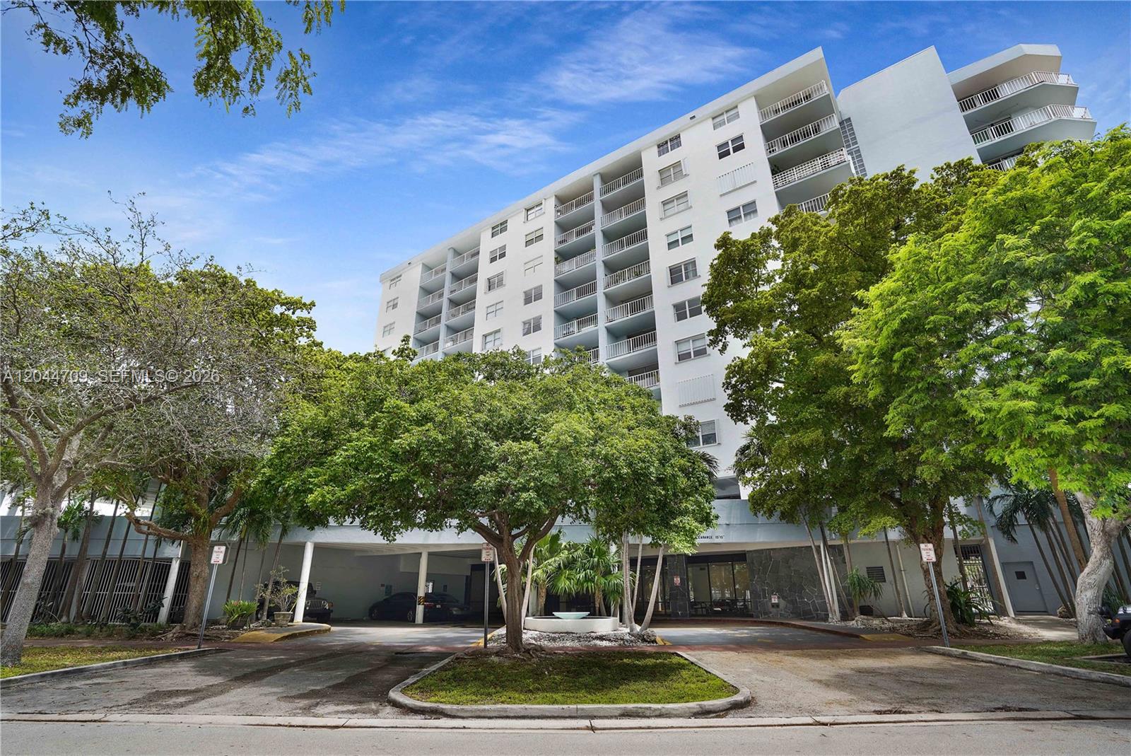 6900 Bay Drive 3h Property Photo 40
