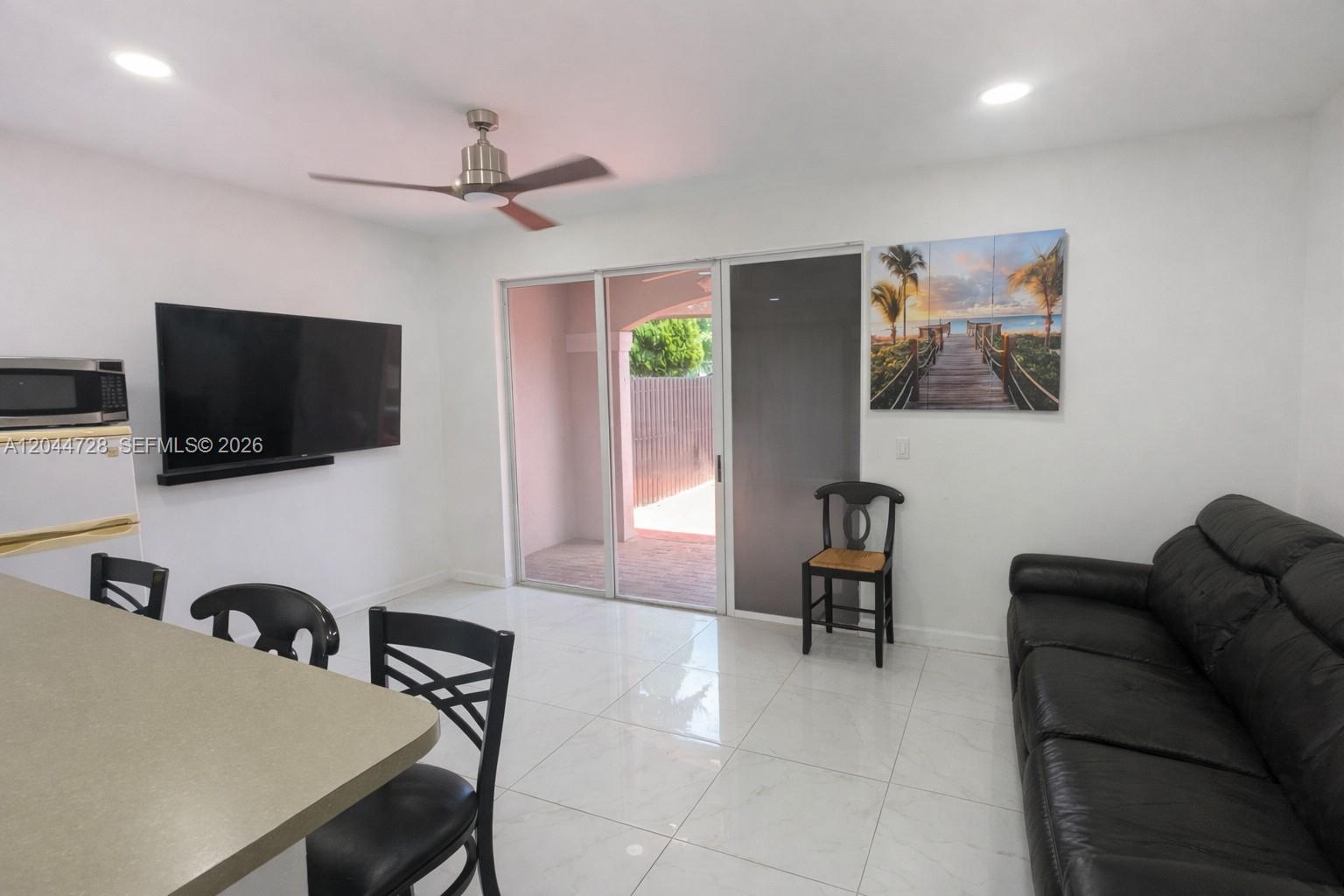 9133 Sw 152nd Path Property Photo 4