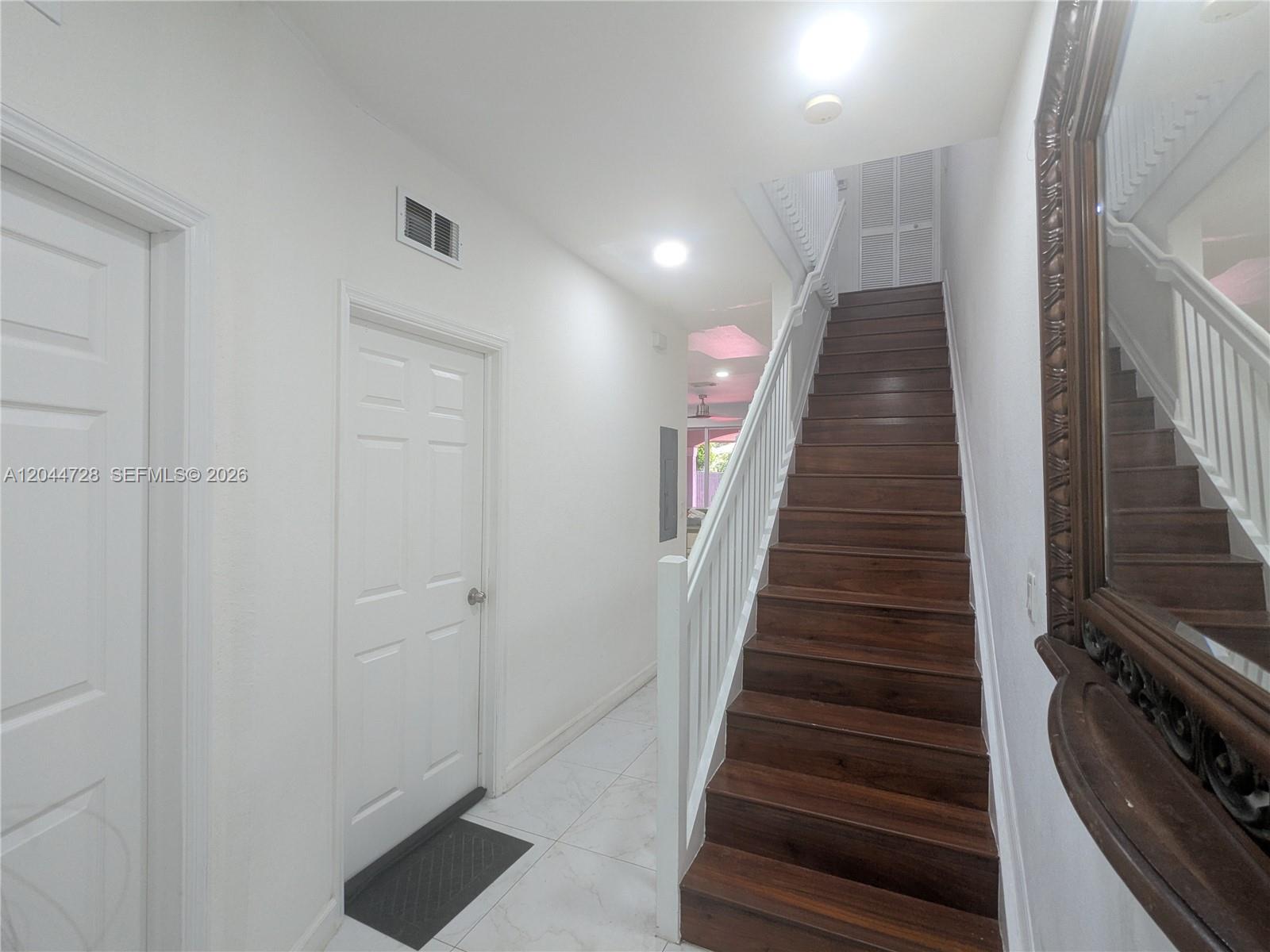 9133 Sw 152nd Path Property Photo 6