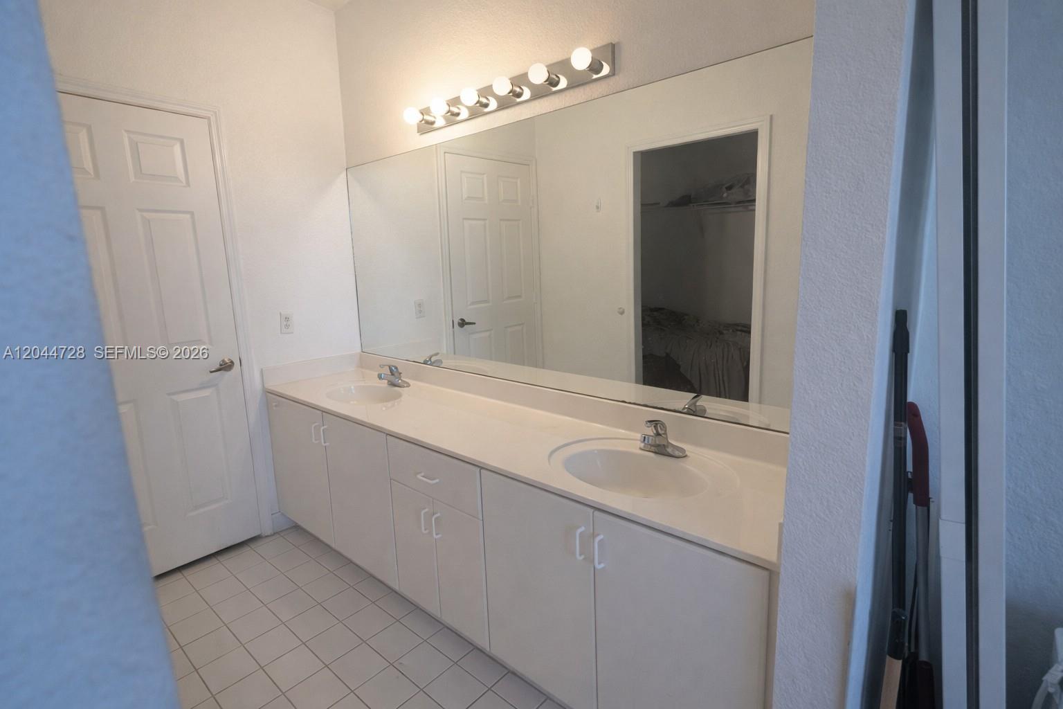 9133 Sw 152nd Path Property Photo 12