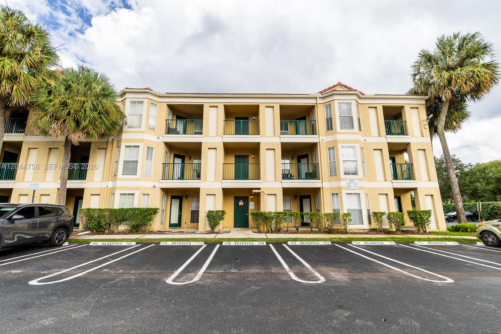 A12044758 Property Photo 3