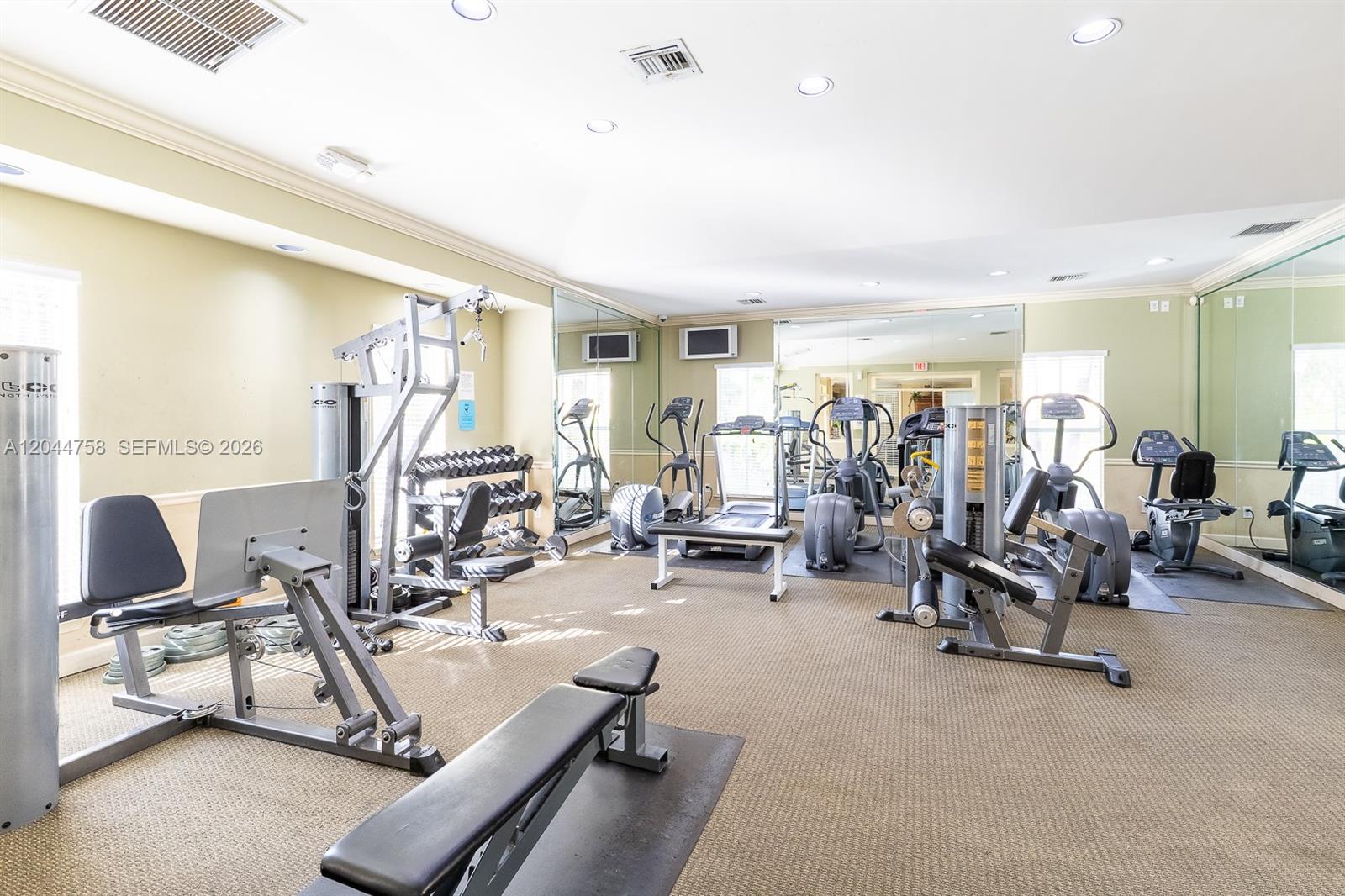 A12044758 Property Photo 25