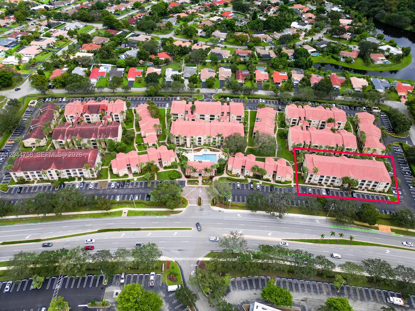 A12044758 Property Photo 32