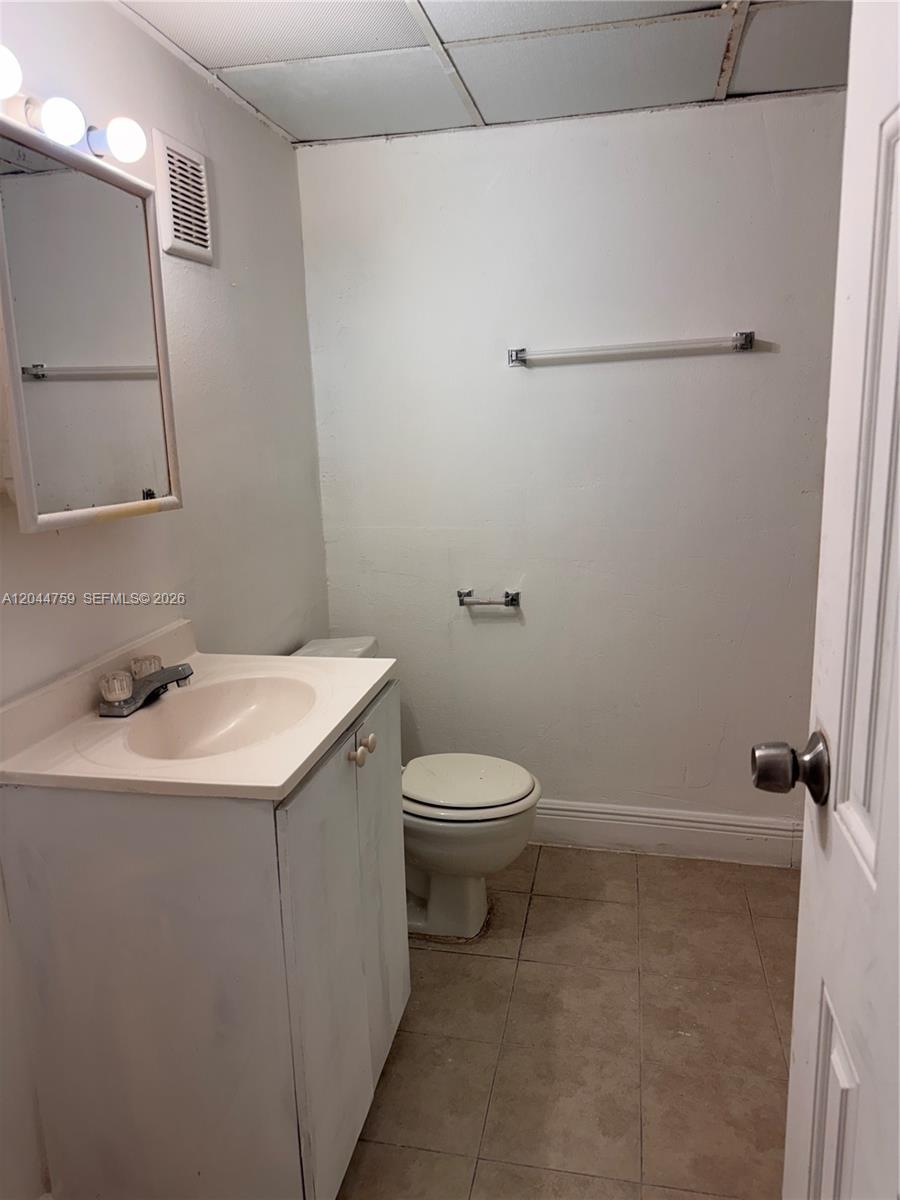 1756 Nw 55th Avenue 101 Property Photo 4