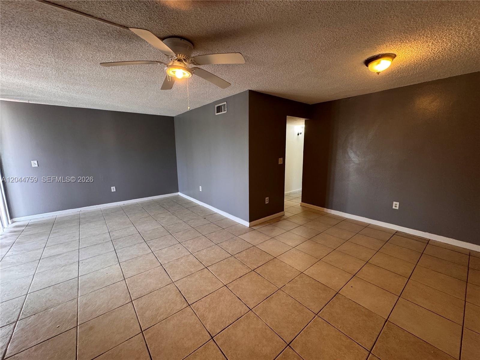 1756 Nw 55th Avenue 101 Property Photo 8