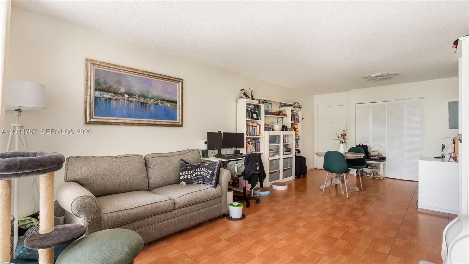 110 Fontainebleau Boulevard 101 Property Photo 21