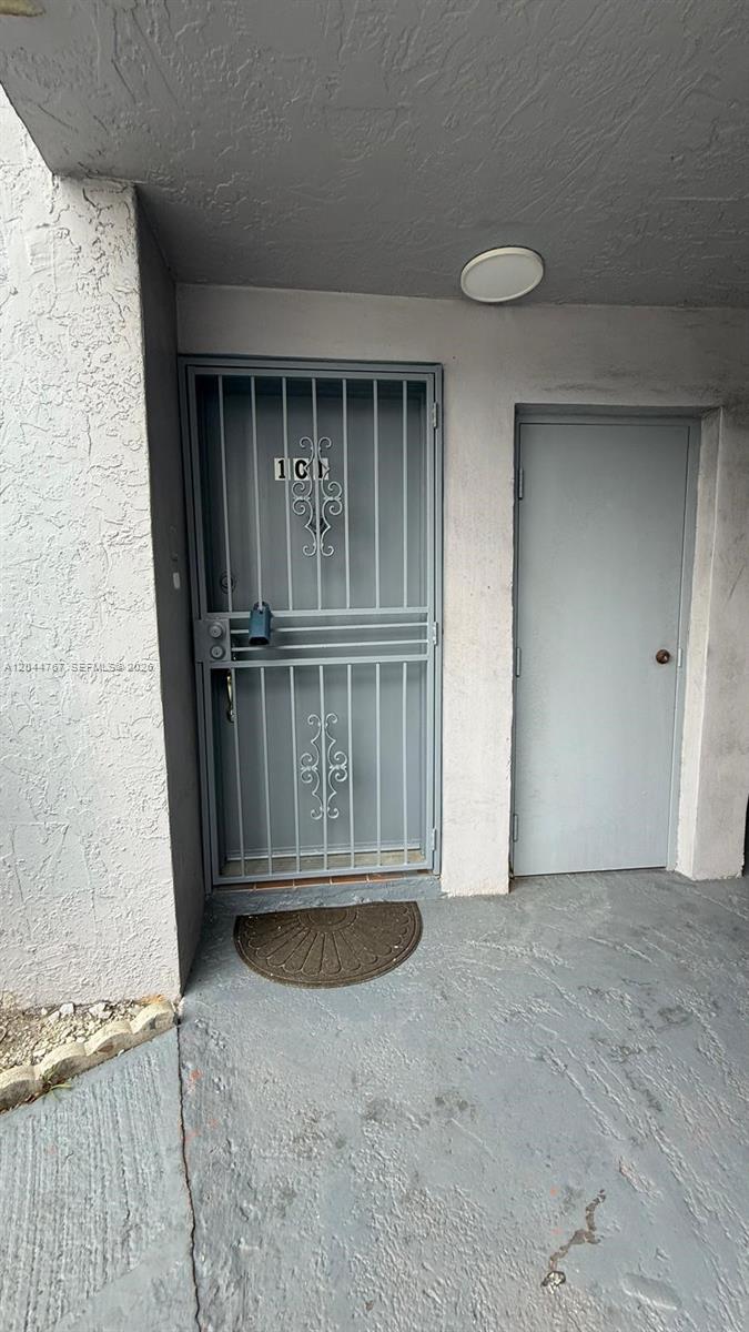 110 Fontainebleau Boulevard 101 Property Photo 32
