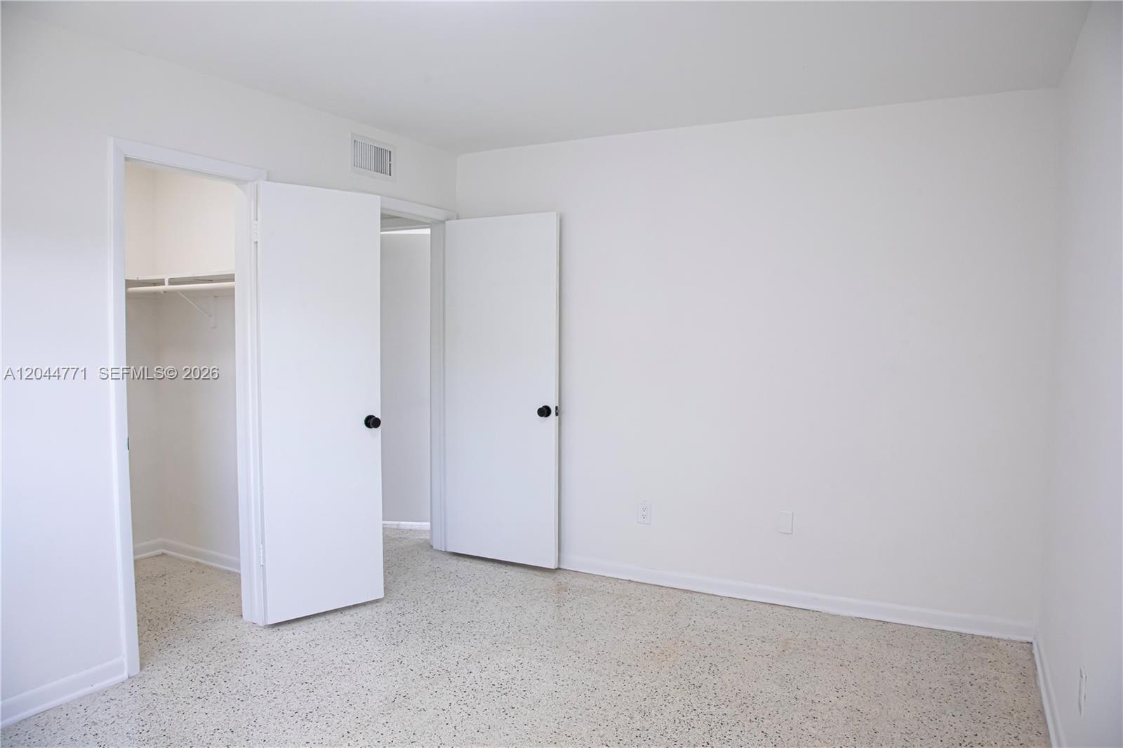 1226 Sw 30th Avenue 1226 Property Photo 8