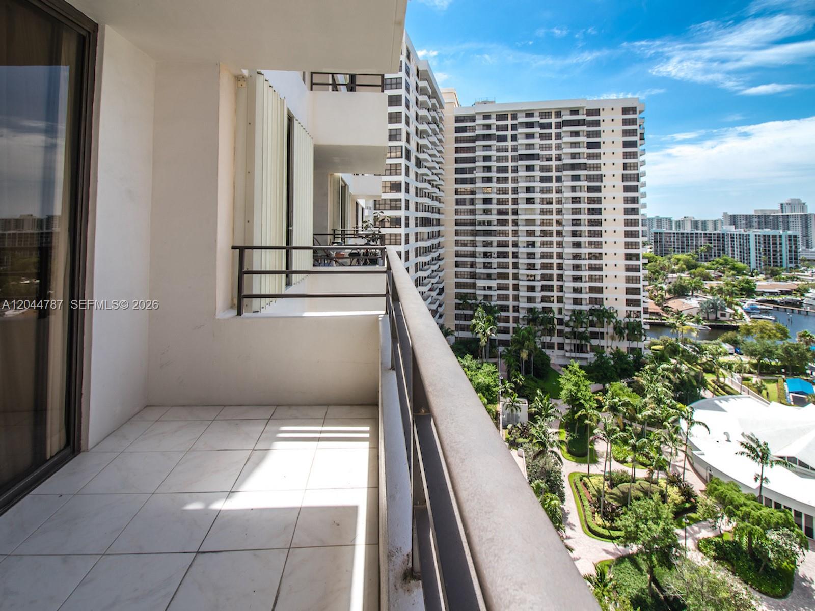 600 Three Islands Boulevard 1218 Property Photo 17