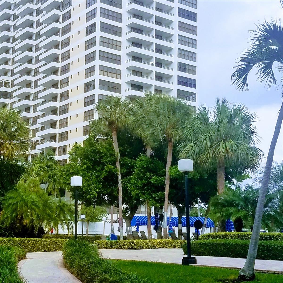 600 Three Islands Boulevard 1218 Property Photo 21