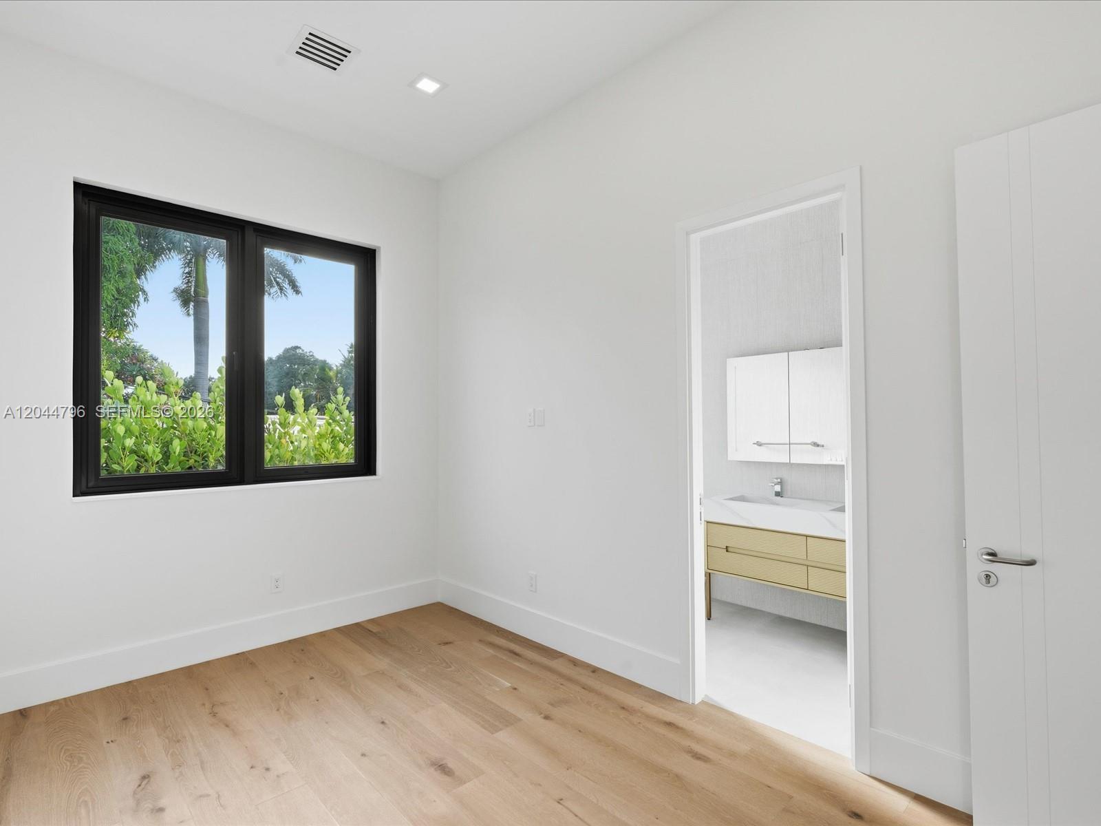2 Sunset Lane Property Photo 25