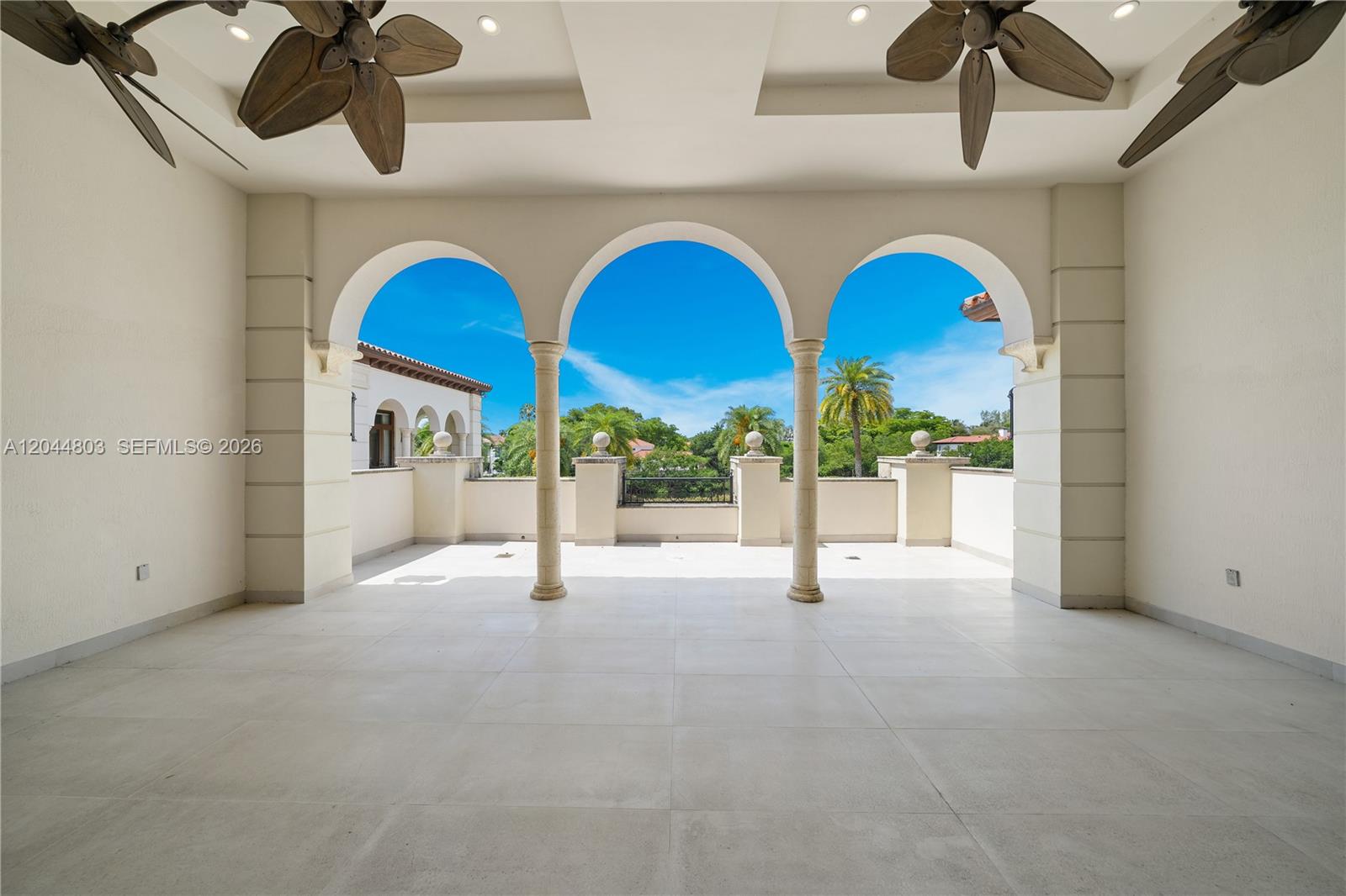 A12044803 Property Photo 36