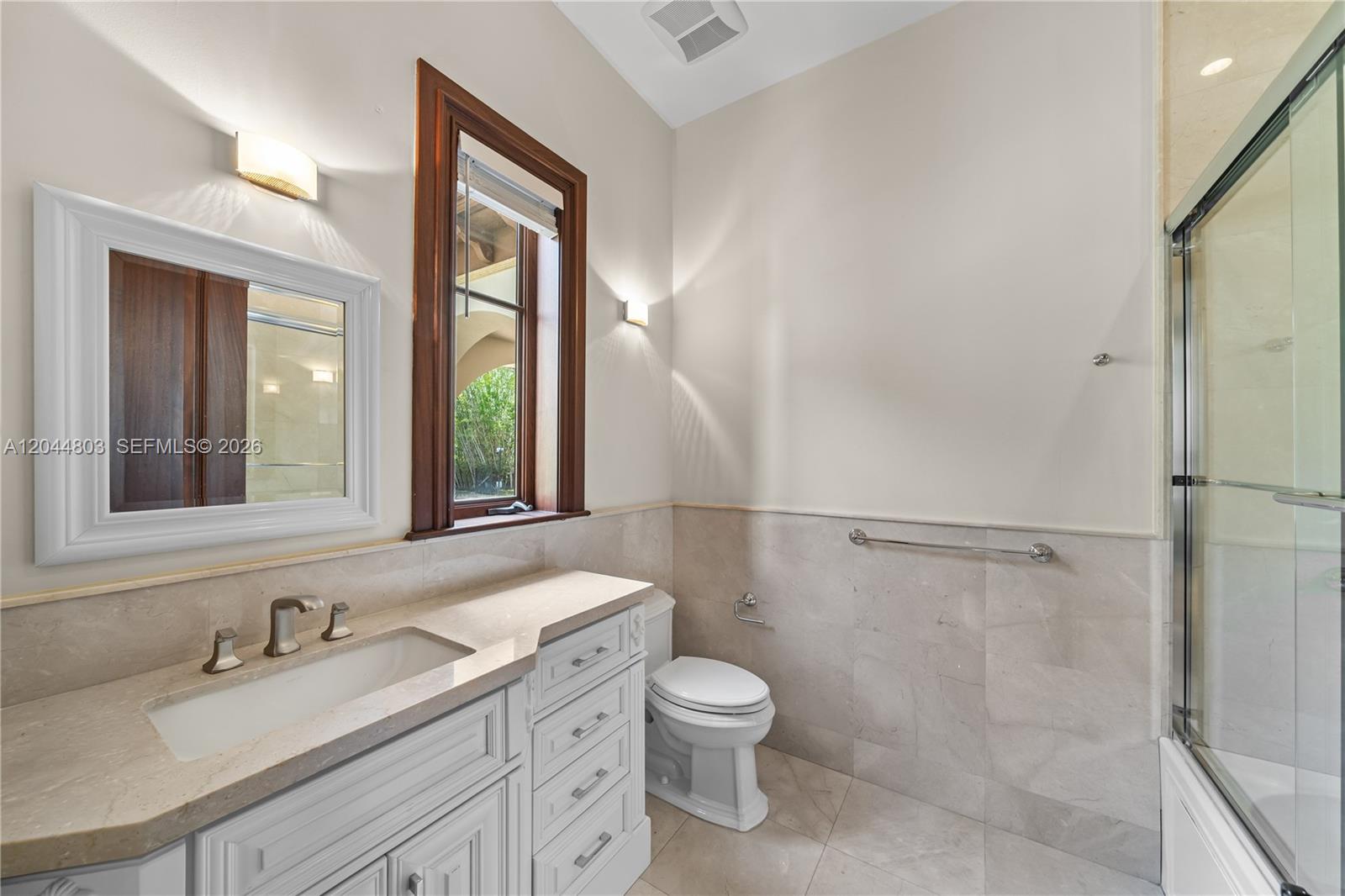A12044803 Property Photo 50