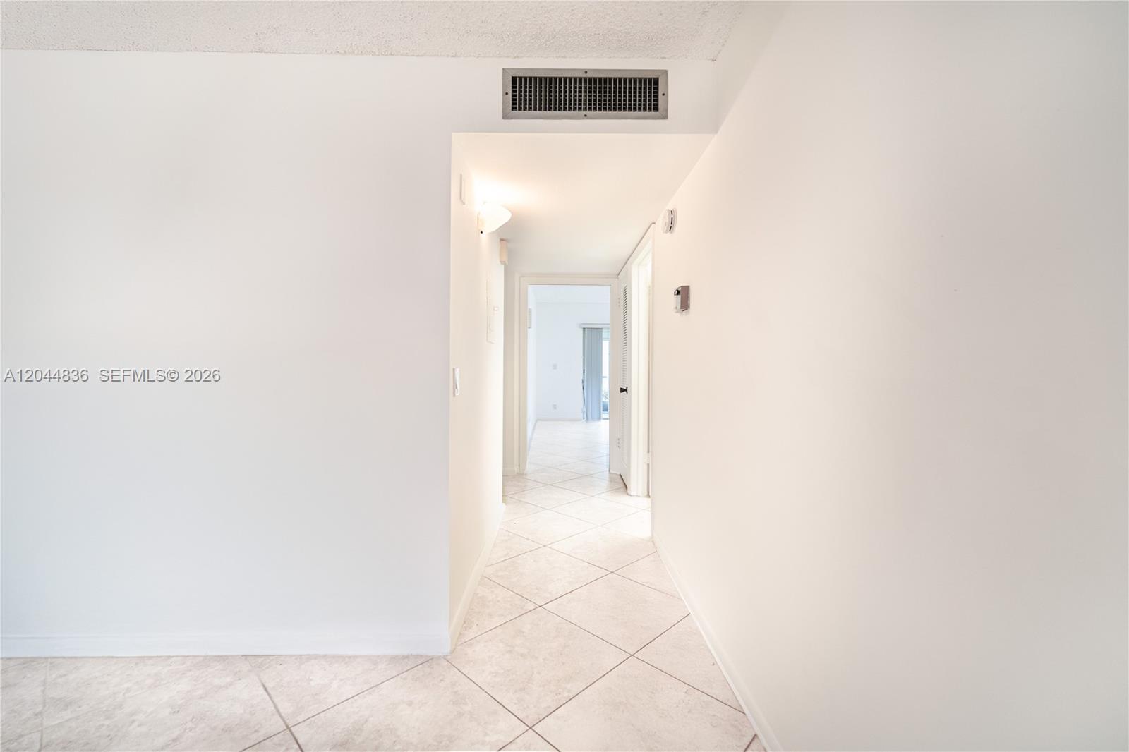 642 N Normandy N 642 Property Photo 10