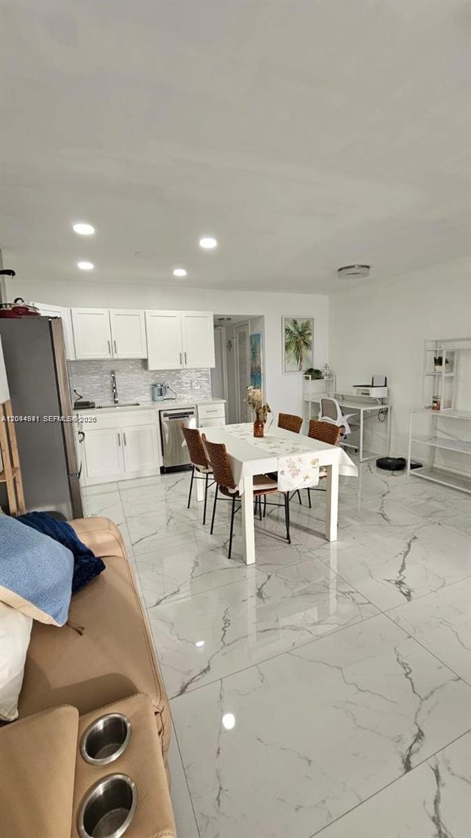 340 S Oakridge S 340 Property Photo 4