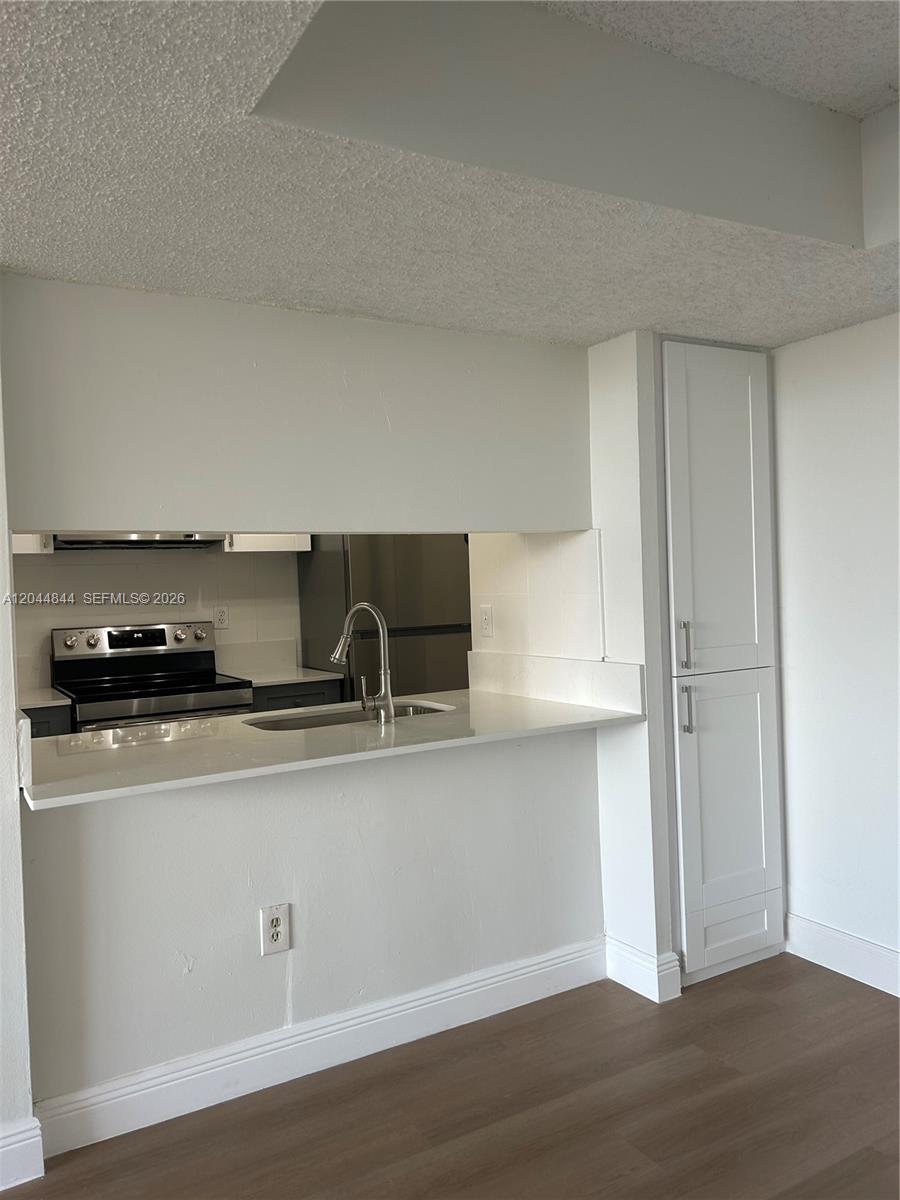 A12044844 Property Photo 9