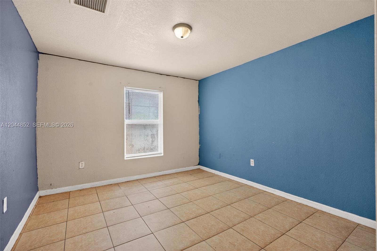 812 Nw 70th Street Property Photo 14