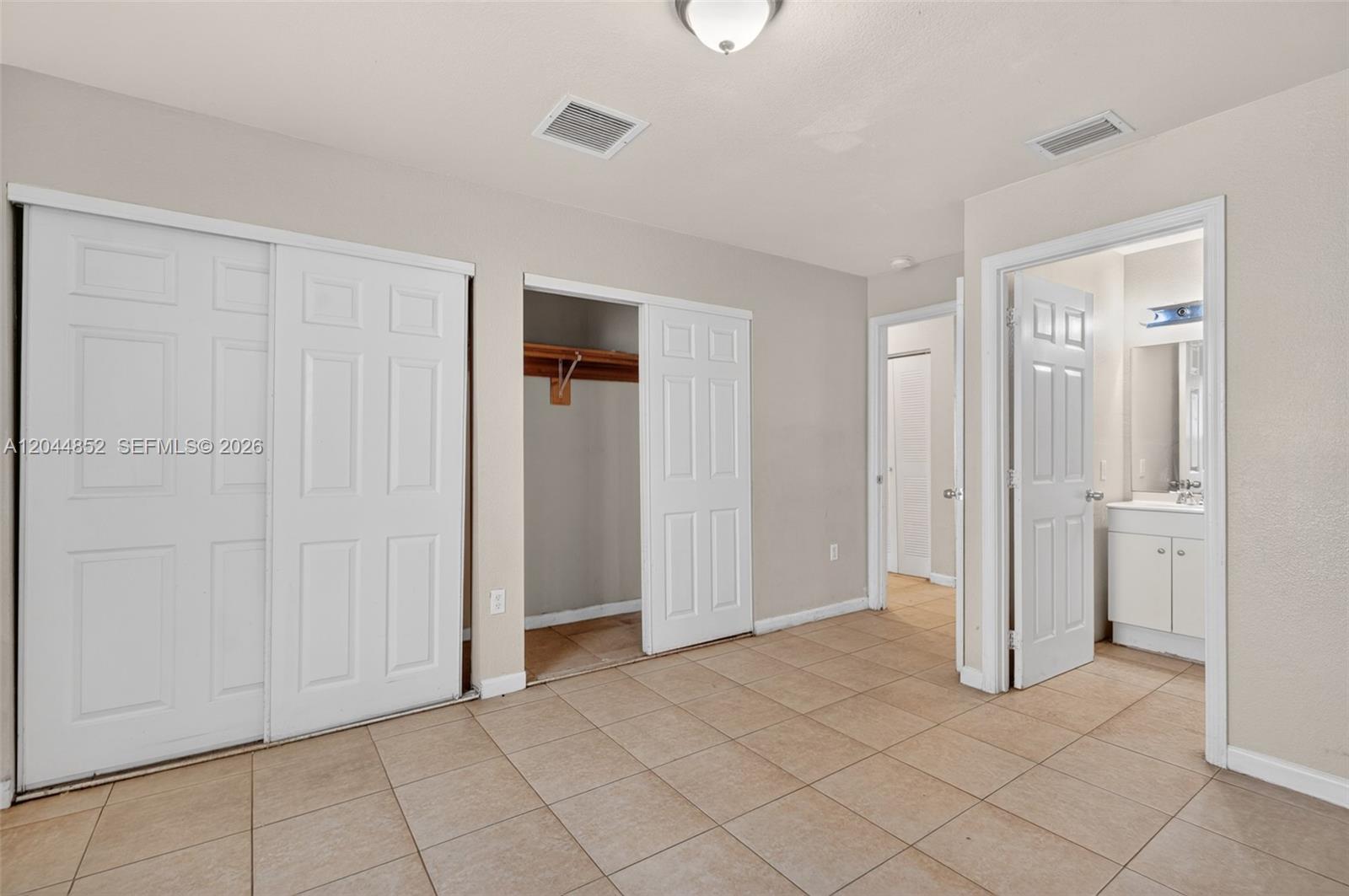 812 Nw 70th Street Property Photo 15