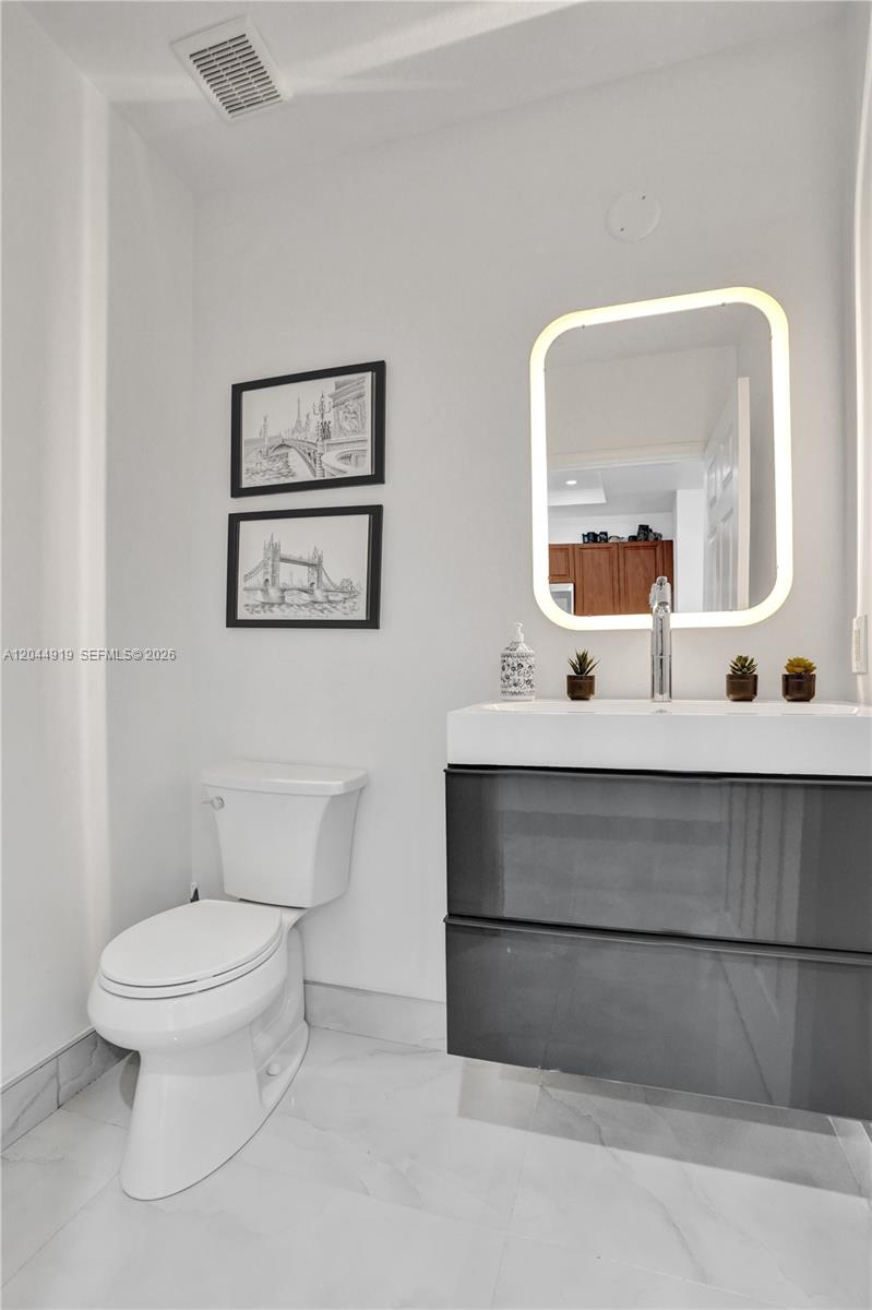 4760 Mimosa Place 1015 Property Photo 23
