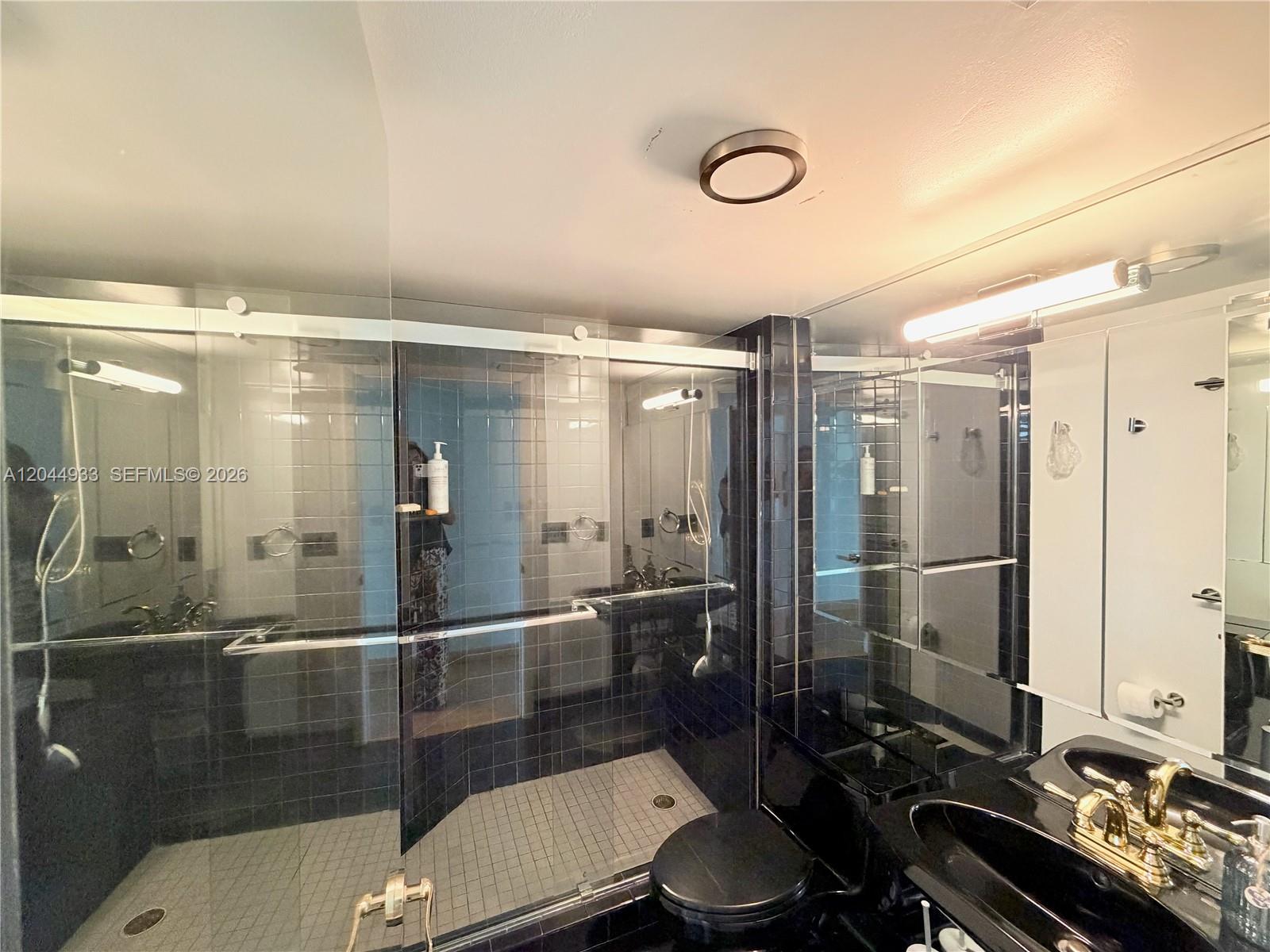A12044933 Property Photo 6