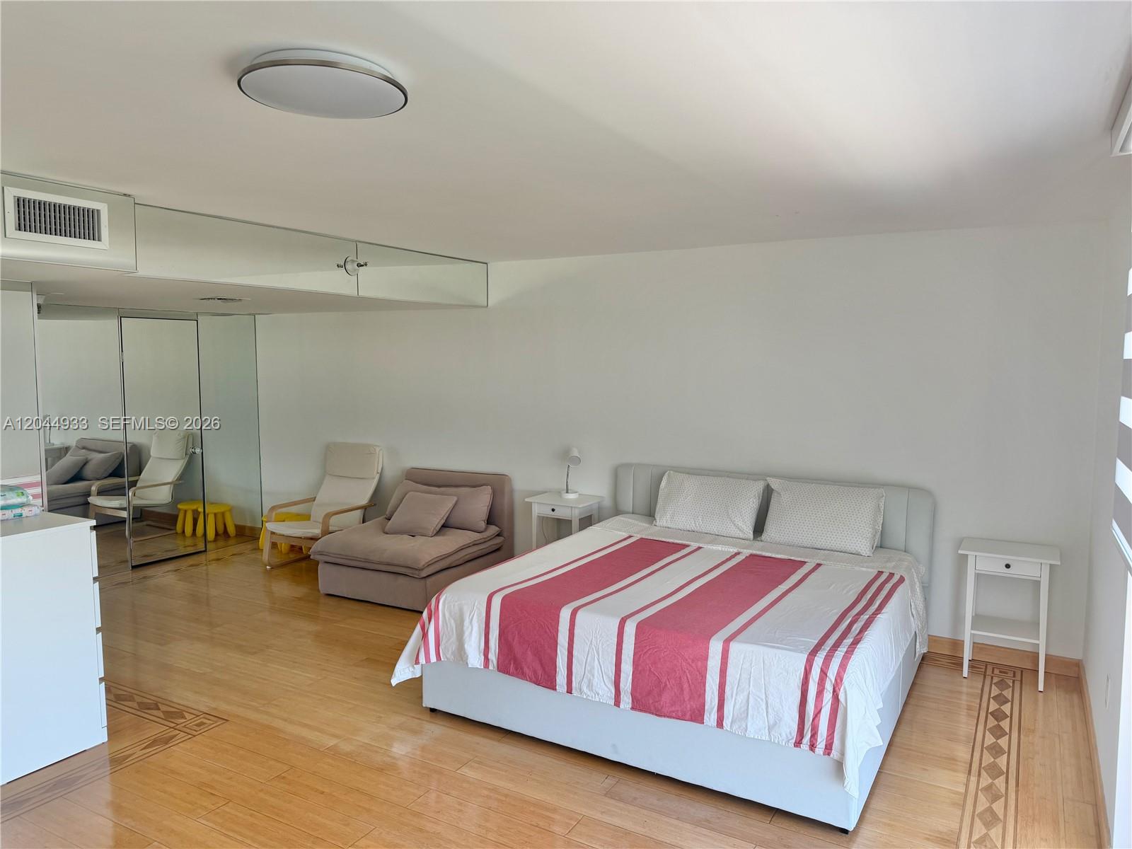 A12044933 Property Photo 8
