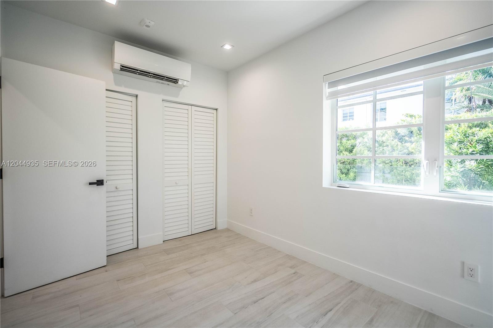 960 Jefferson Avenue Property Photo 19