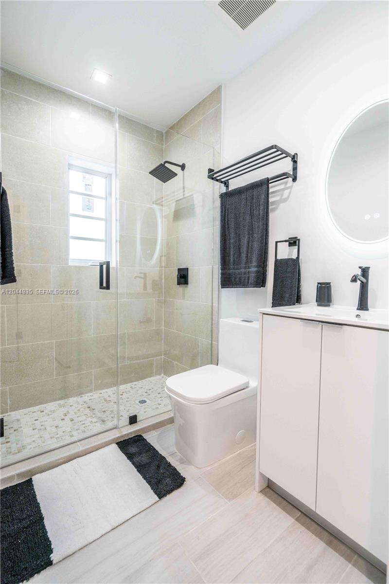 960 Jefferson Avenue Property Photo 29