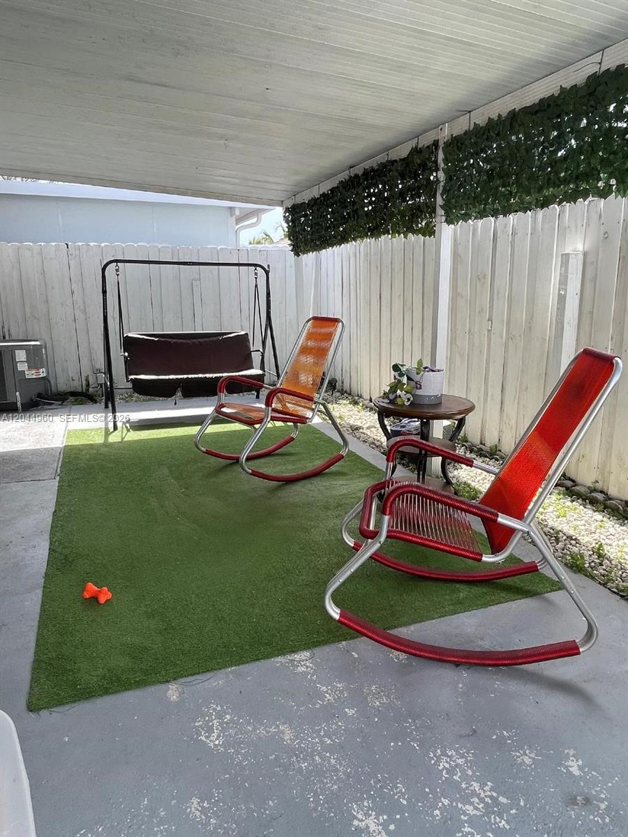 7681 Nw 178th Terrace Property Photo 11