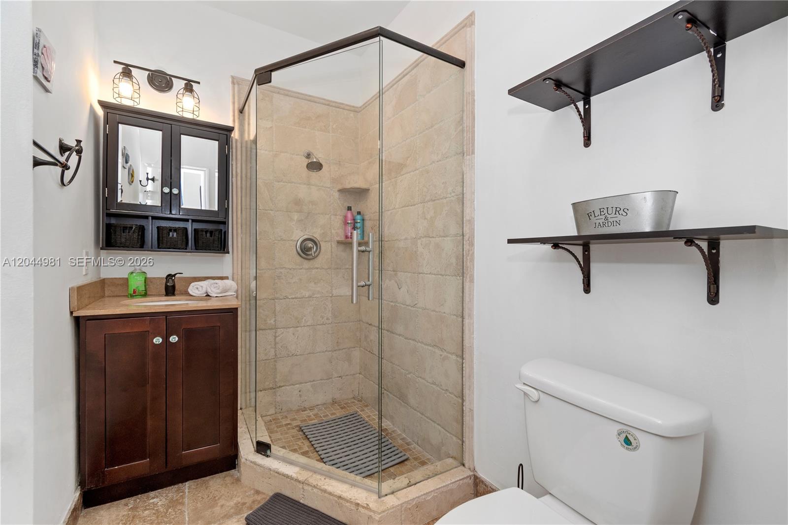 1446 Hollywood Boulevard Property Photo 22