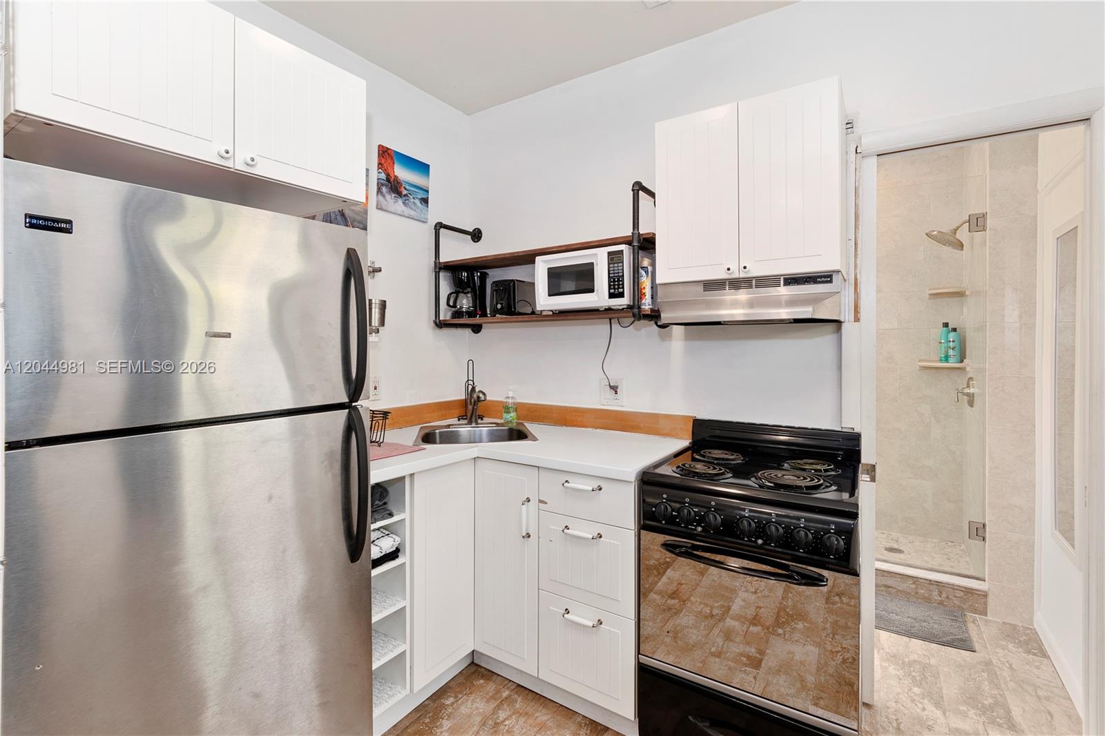 1446 Hollywood Boulevard Property Photo 38